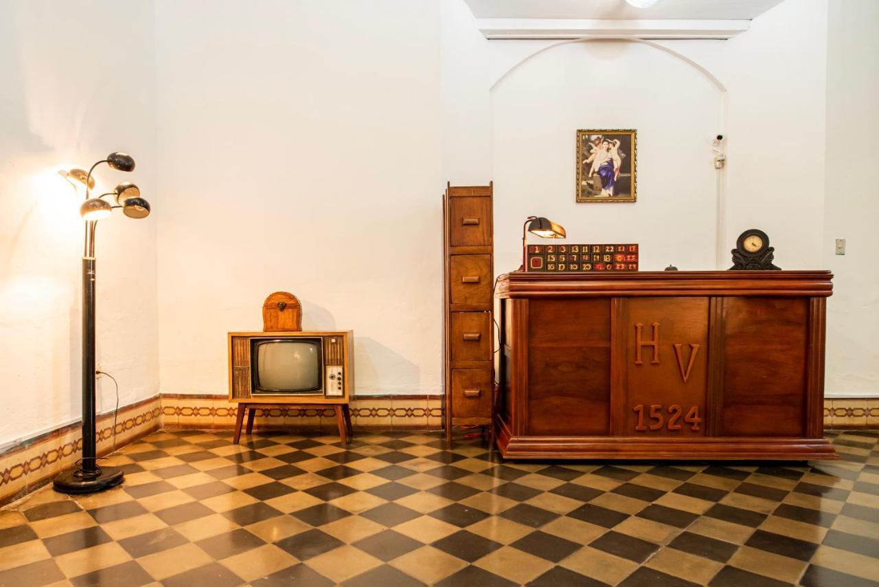 Hostal Victoria Granada Luaran gambar