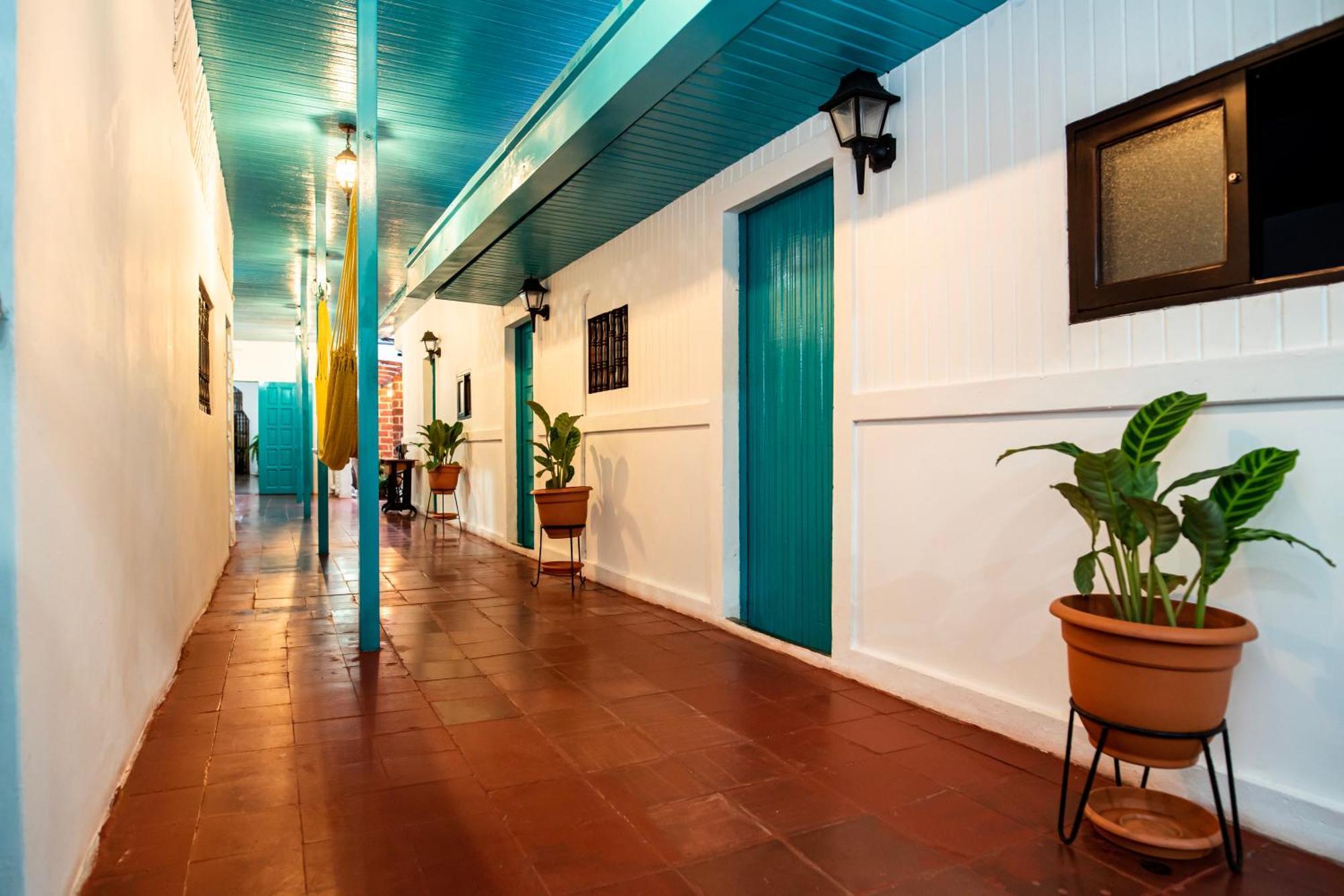 Hostal Victoria Granada Luaran gambar