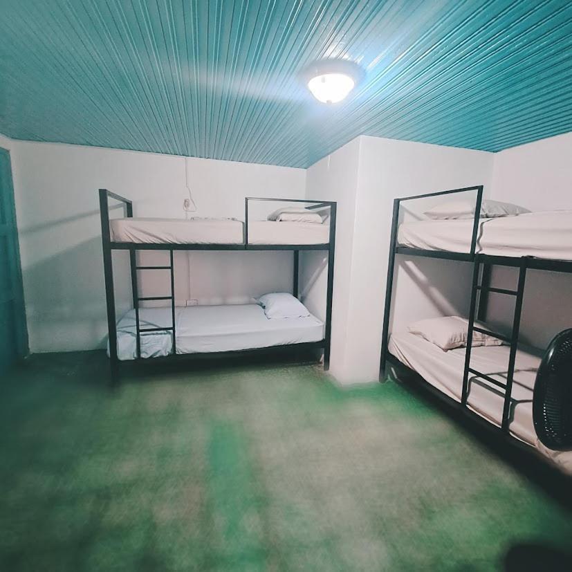 Hostal Victoria Granada Luaran gambar